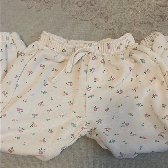 Zara Girls Floral Jogger Pants - Picture 3 of 5